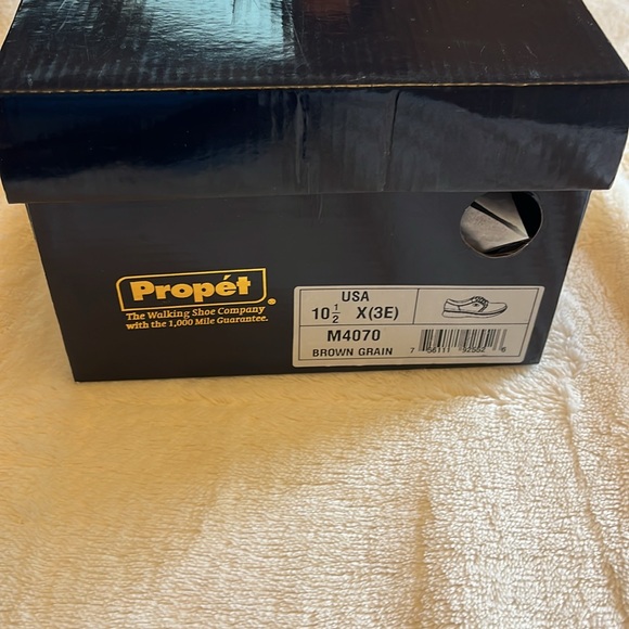 Brand new orthopedic and diabetic approved Propét dress shoes size 10 1/2, X(3E) - Picture 10 of 12